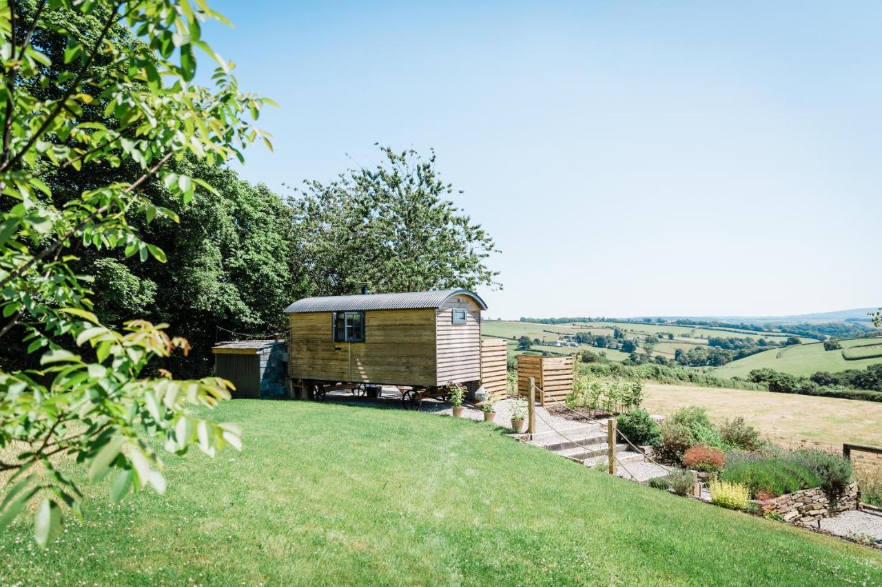 Boutique Cornish Shepherd'S Hut With Hot Tub Launceston Ngoại thất bức ảnh